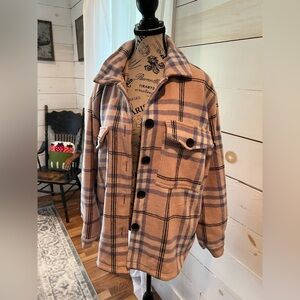 Women’s Hurley Plaid Pink and Purple Button-Up Shacket, flannel, lined, EUC